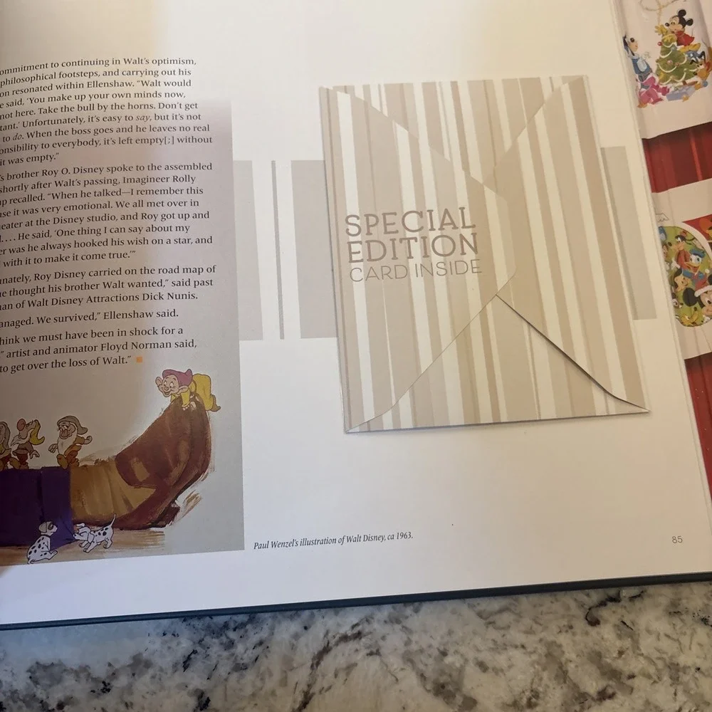 The Disney Christmas Card Book, 2018, Disney Fan Club 2018 All Cards In Book